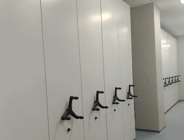 Рельсовые стеллажи архивные