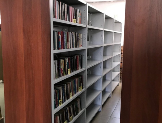 Стеллажи для читального зала